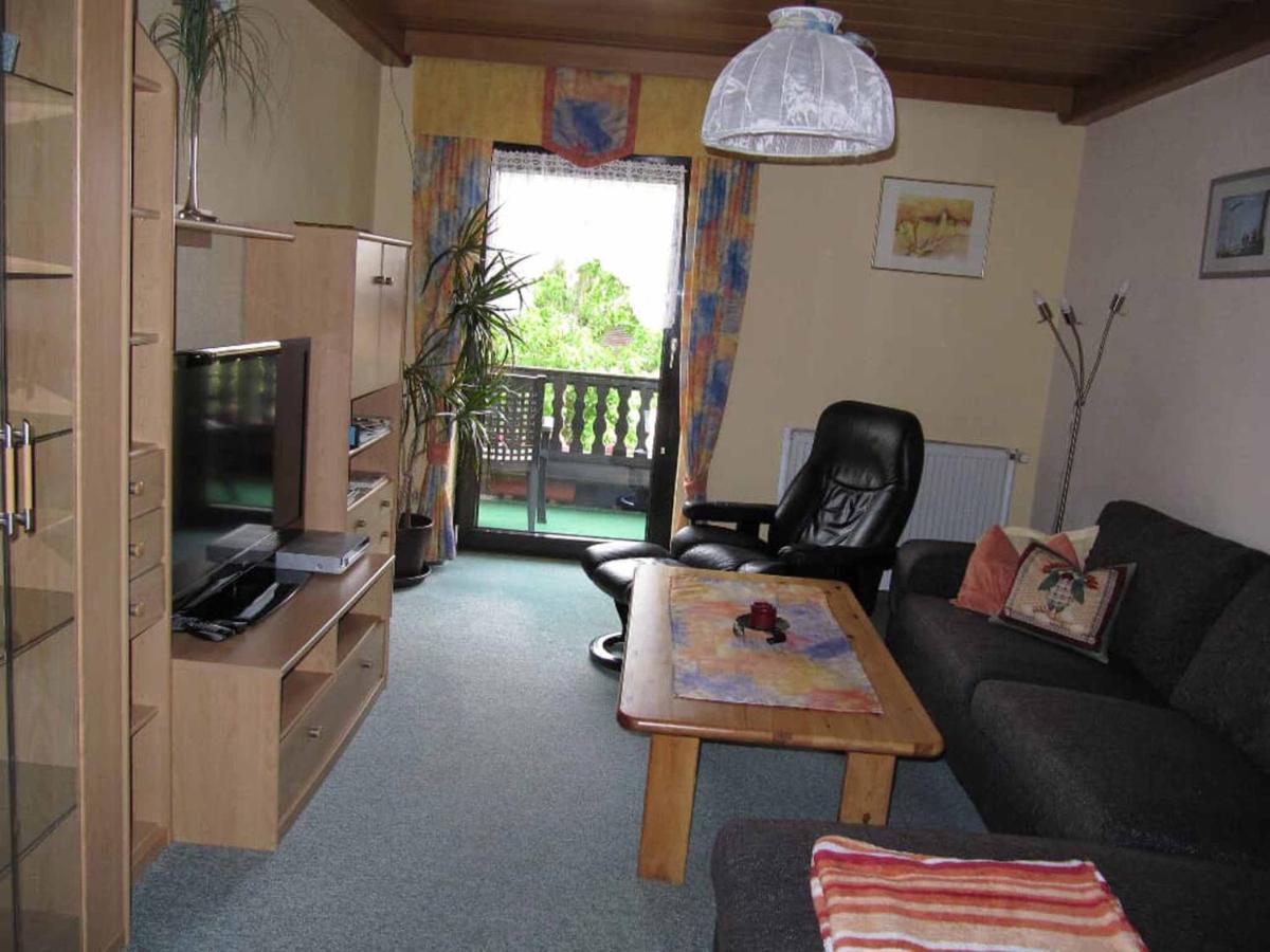 Ferienwohnung Kreuzer Lydia 푸어트 임 발트 외부 사진