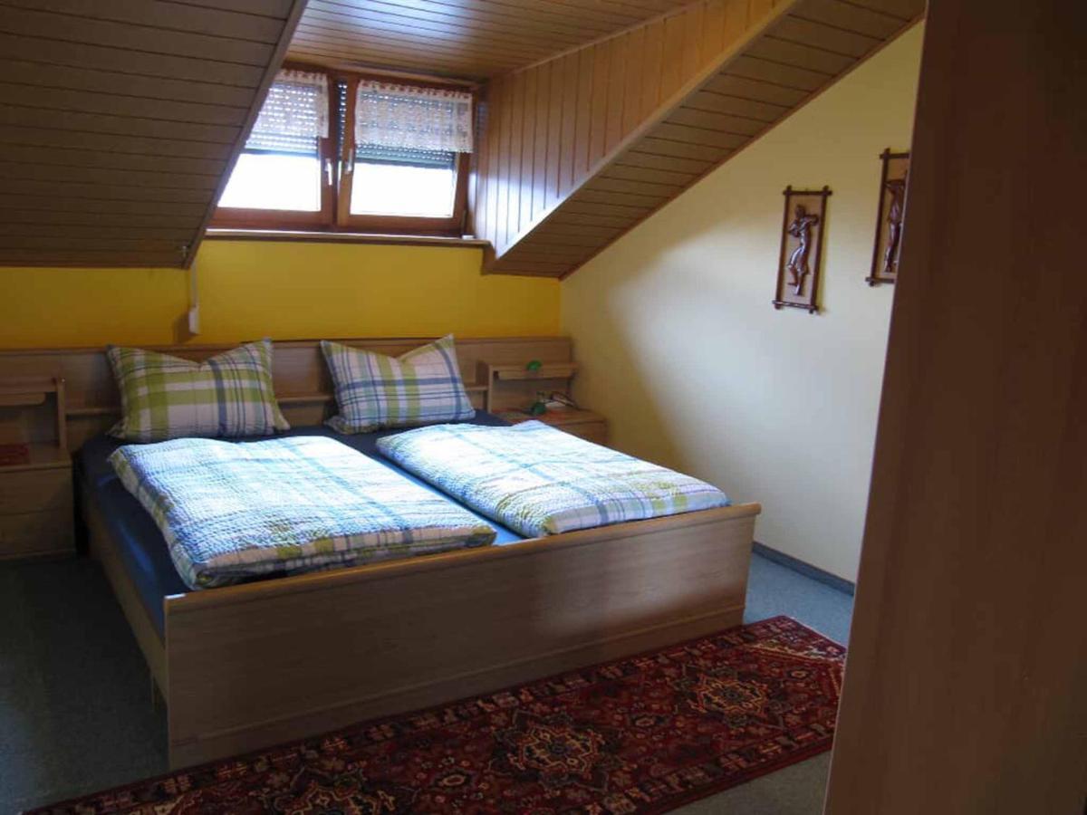 Ferienwohnung Kreuzer Lydia 푸어트 임 발트 외부 사진
