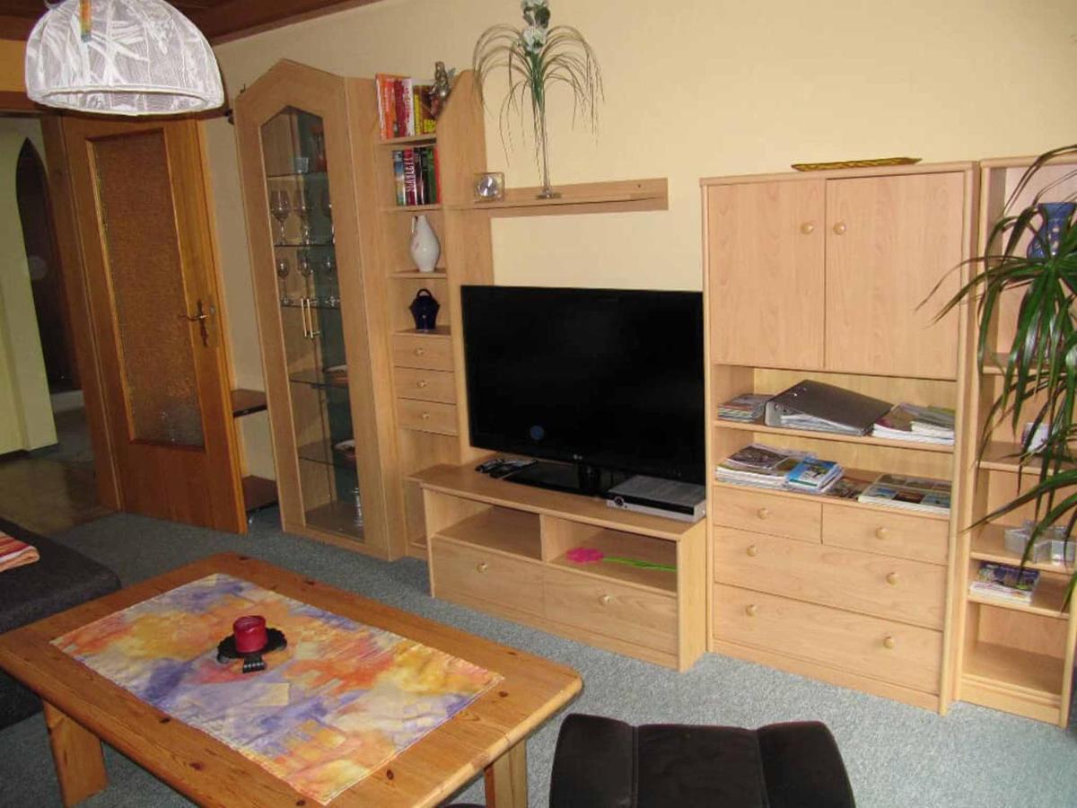 Ferienwohnung Kreuzer Lydia 푸어트 임 발트 외부 사진
